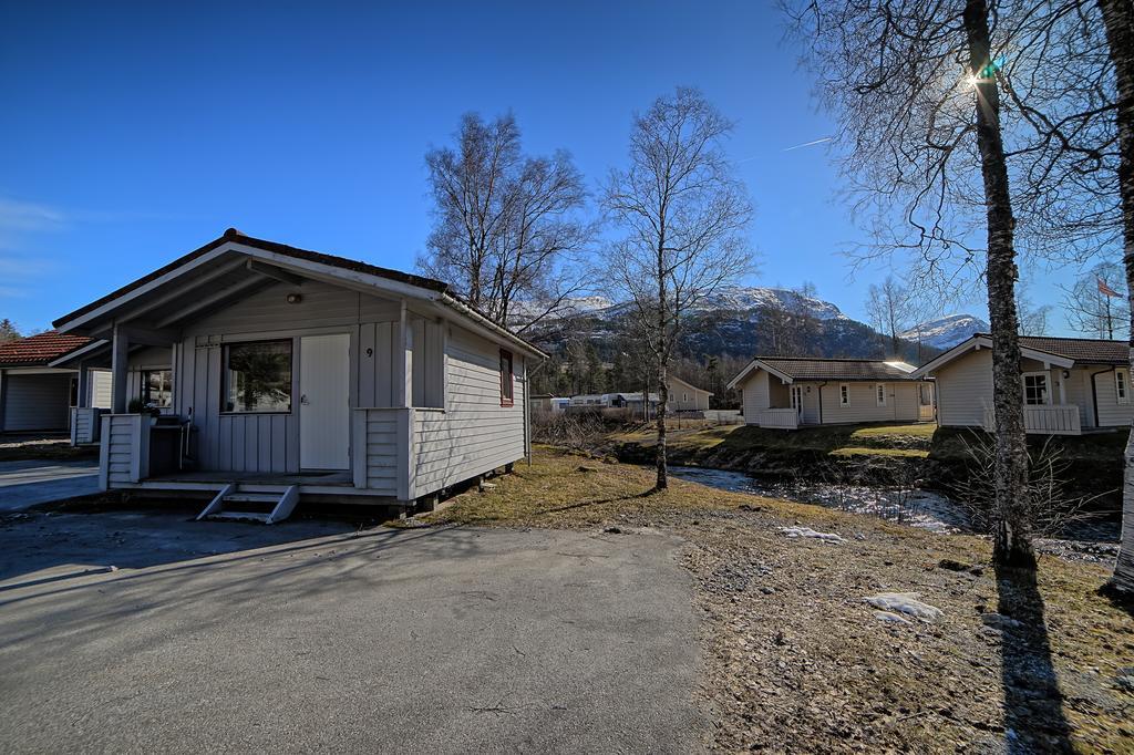 Jolstraholmen Camping Og Hytter Vassenden Bagian luar foto