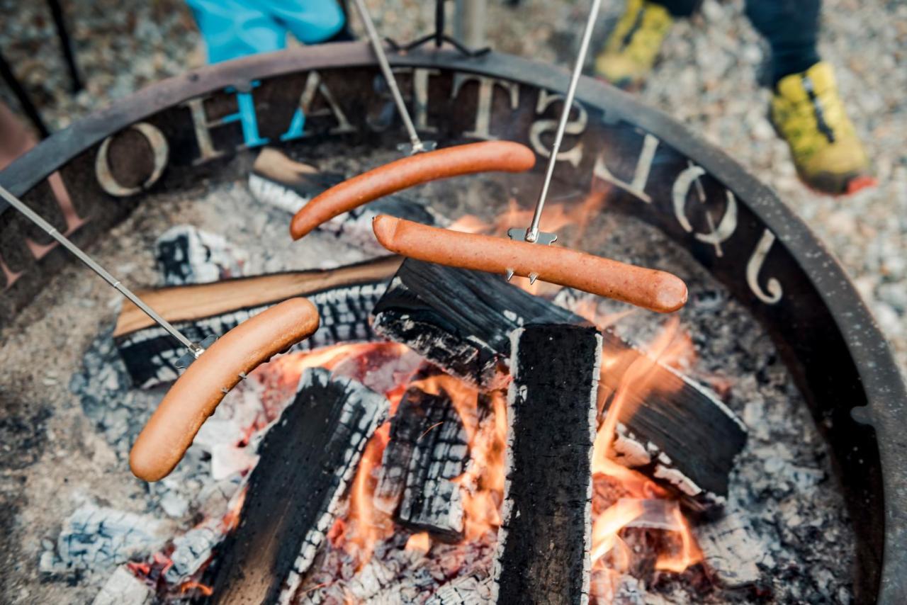 Jolstraholmen Camping Og Hytter Vassenden Bagian luar foto